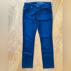 GAP REAL STRAIGHT Dark wash Jeans Sz 6